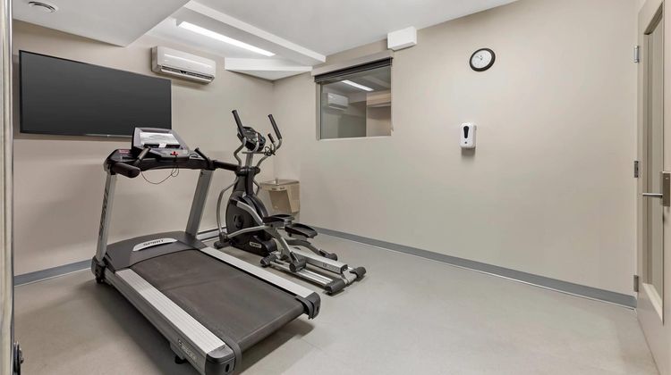 Quality Inn CentreVille Health