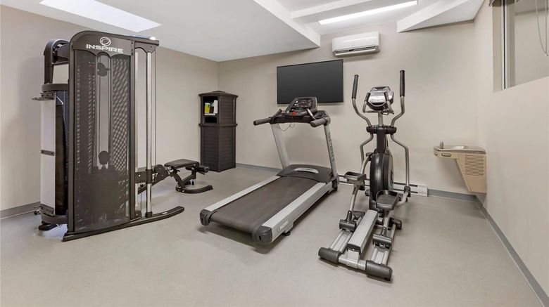 <b>Quality Inn CentreVille Health</b>. Images powered by <a href="https://iceportal.shijigroup.com/" title="IcePortal" target="_blank">IcePortal</a>.