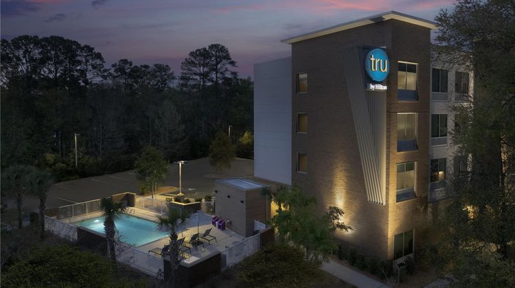 Tru by Hilton Mt Pleasant Charleston Pool