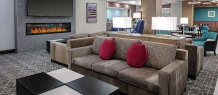 Hilton Garden Inn Downtown Lobby