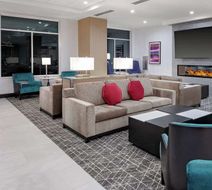 Hilton Garden Inn Downtown Lobby