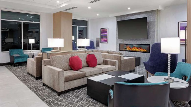 <b>Hilton Garden Inn Downtown Lobby</b>. Images powered by <a href="https://iceportal.shijigroup.com/" title="IcePortal" target="_blank">IcePortal</a>.