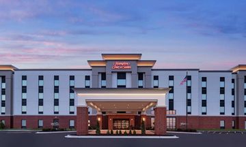 Hampton Inn and Suites Bridgeview