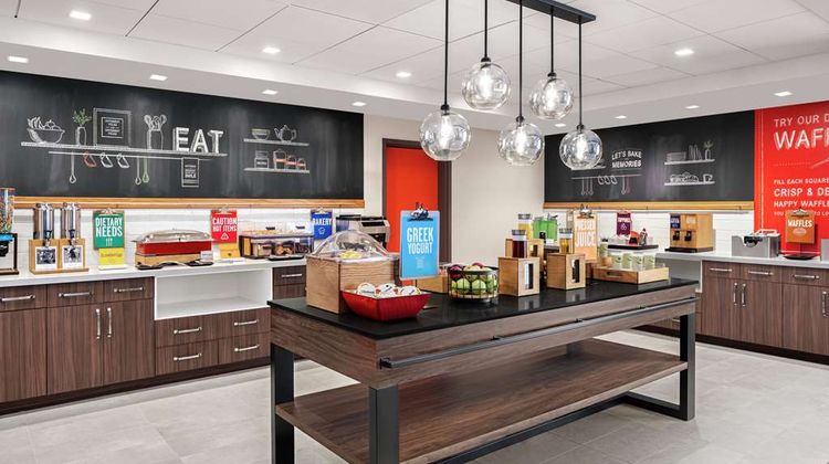 Hampton Inn and Suites Bridgeview Restaurant