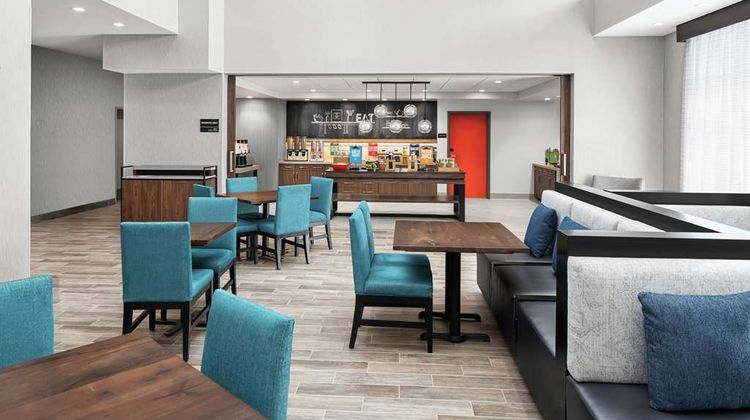 Hampton Inn and Suites Bridgeview Restaurant