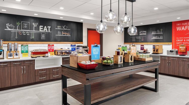 Hampton Inn and Suites Bridgeview Restaurant
