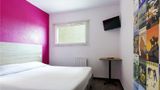 HotelF1  Reims Tinqueux Room