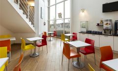 HotelF1  Reims Tinqueux