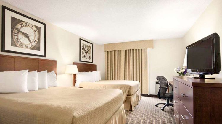 Quality Inn North Bay Room