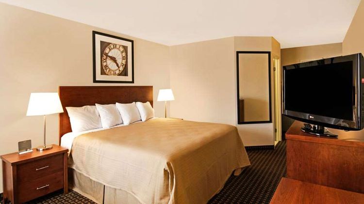 Quality Inn North Bay Room