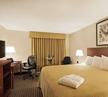 Quality Inn North Bay Room