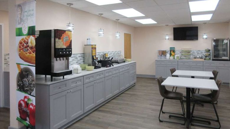 <b>Quality Inn and Suites Lake City Restaurant</b>. Images powered by <a href="https://iceportal.shijigroup.com/" title="IcePortal" target="_blank">IcePortal</a>.