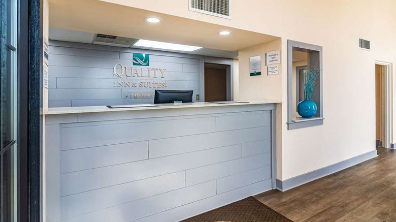 <b>Quality Inn and Suites Lake City Lobby</b>. Images powered by <a href="https://iceportal.shijigroup.com/" title="IcePortal" target="_blank">IcePortal</a>.