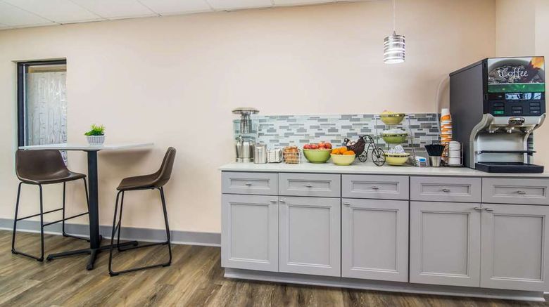 <b>Quality Inn and Suites Lake City Restaurant</b>. Images powered by <a href="https://iceportal.shijigroup.com/" title="IcePortal" target="_blank">IcePortal</a>.