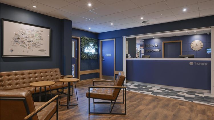 Travelodge Solihull Lobby