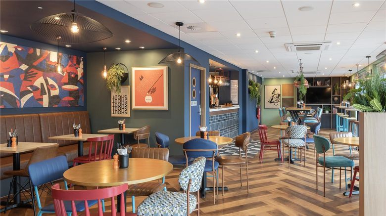 <b>Travelodge Solihull Restaurant</b>. Images powered by <a href="https://iceportal.shijigroup.com/" title="IcePortal" target="_blank">IcePortal</a>.