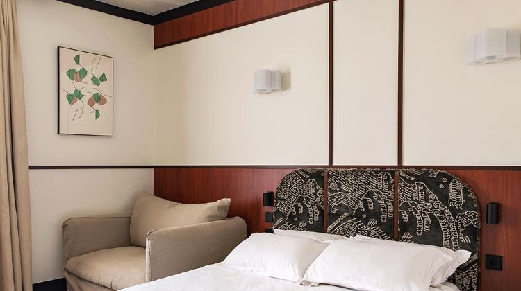 Arian Hotel Room