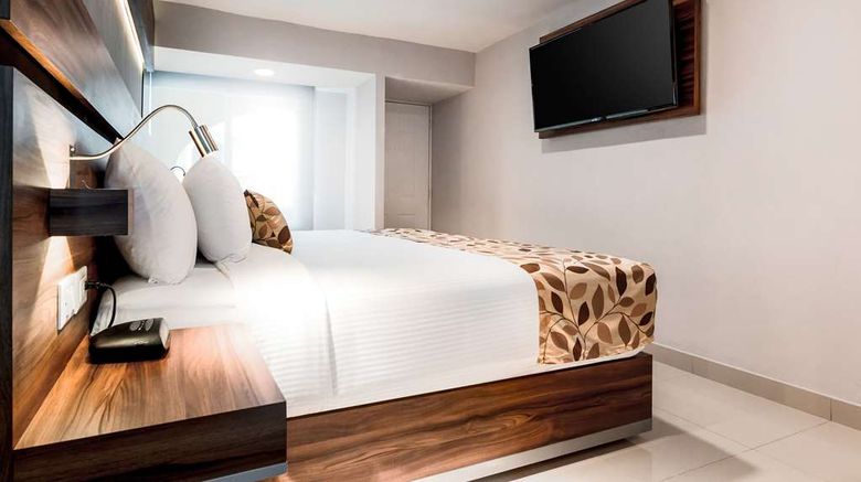 <b>Sleep Inn Monterrey Norte Room</b>. Images powered by <a href="https://iceportal.shijigroup.com/" title="IcePortal" target="_blank">IcePortal</a>.