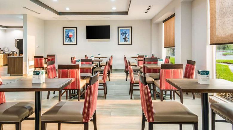 <b>Comfort Suites DeSoto Dallas South Restaurant</b>. Images powered by <a href="https://iceportal.shijigroup.com/" title="IcePortal" target="_blank">IcePortal</a>.
