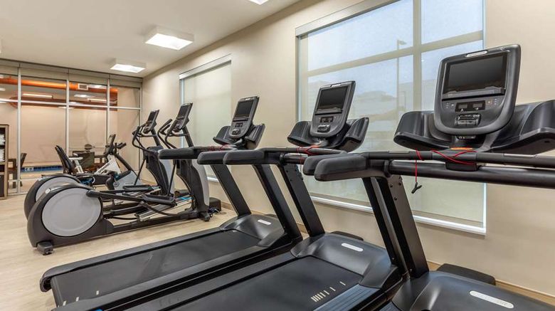 <b>Cambria Hotel Milwaukee Downtown Health</b>. Images powered by <a href="https://iceportal.shijigroup.com/" title="IcePortal" target="_blank">IcePortal</a>.