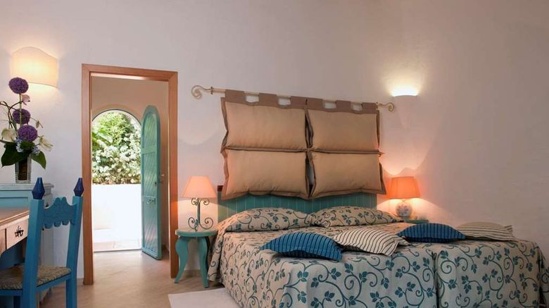 <b>Forte Village Il Borgo Room</b>. Images powered by <a href="https://iceportal.shijigroup.com/" title="IcePortal" target="_blank">IcePortal</a>.