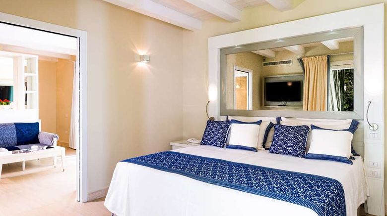 <b>Forte Village Hotel Bouganville Room</b>. Images powered by <a href="https://iceportal.shijigroup.com/" title="IcePortal" target="_blank">IcePortal</a>.