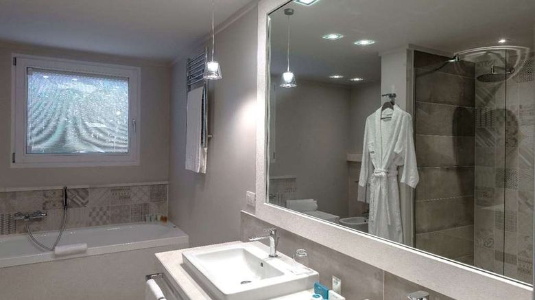 <b>Forte Village Hotel Bouganville Room</b>. Images powered by <a href="https://iceportal.shijigroup.com/" title="IcePortal" target="_blank">IcePortal</a>.