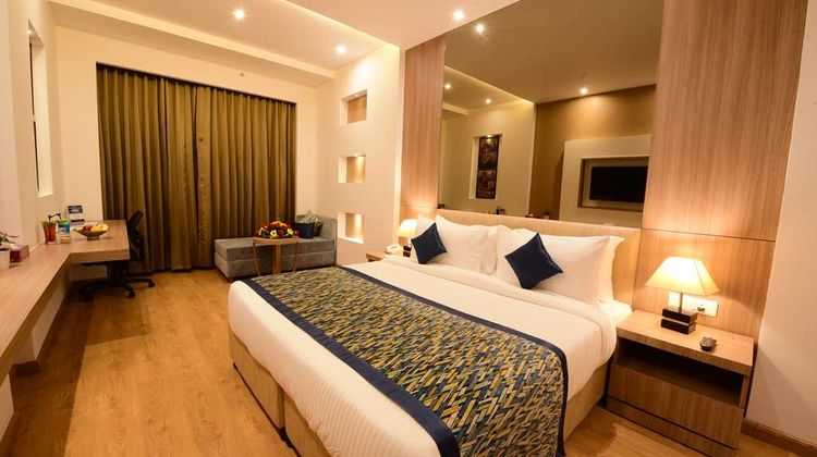 SureStay Hotel by Best Western Amritsar Room