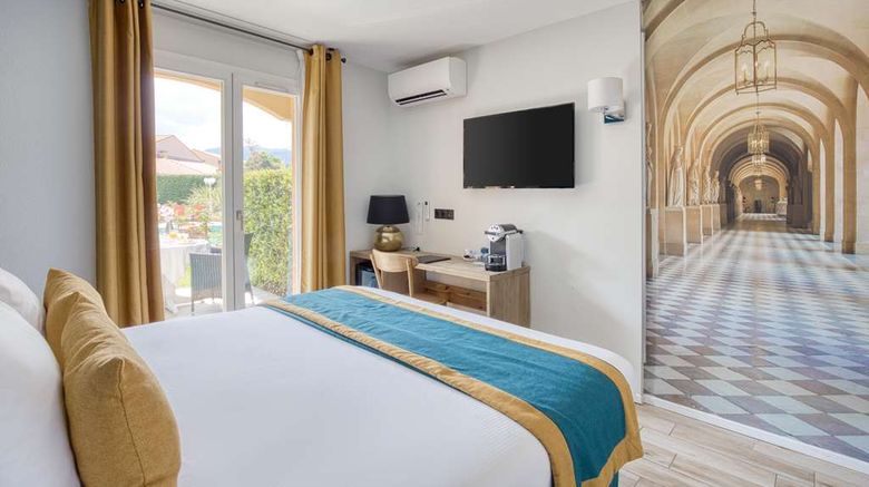 <b>Best Western Hotel Le Vauban Room</b>. Images powered by <a href="https://iceportal.shijigroup.com/" title="IcePortal" target="_blank">IcePortal</a>.