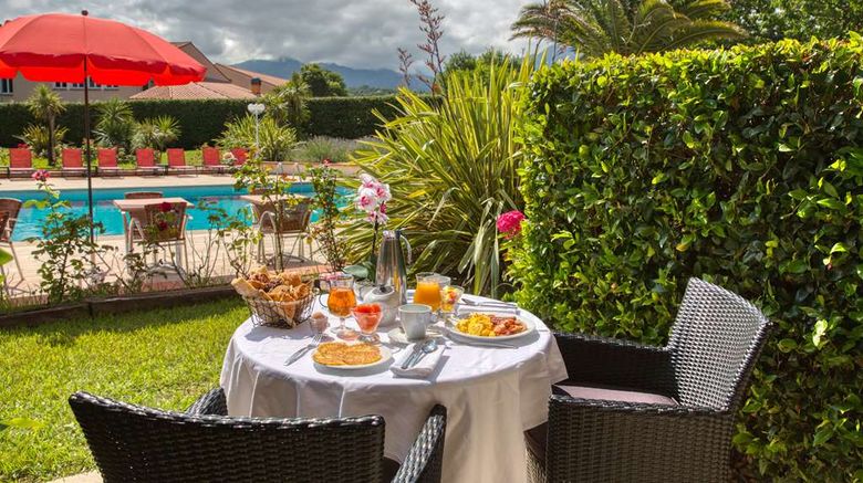 <b>Best Western Hotel Le Vauban Restaurant</b>. Images powered by <a href="https://iceportal.shijigroup.com/" title="IcePortal" target="_blank">IcePortal</a>.