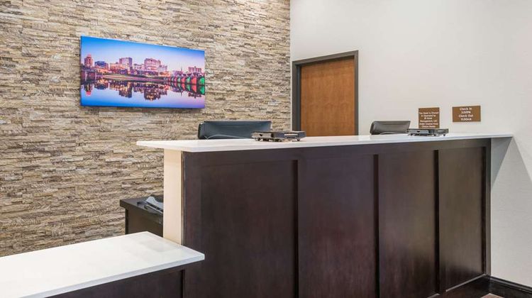 Comfort Inn & Stes Harrisburg Hershey W Lobby