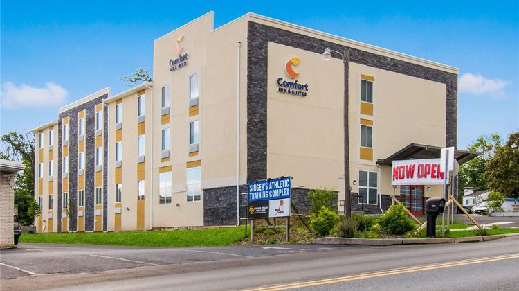 Comfort Inn & Stes Harrisburg Hershey W Exterior