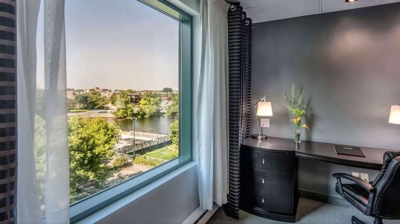 <b>Chateau Joliette Room</b>. Images powered by <a href="https://iceportal.shijigroup.com/" title="IcePortal" target="_blank">IcePortal</a>.