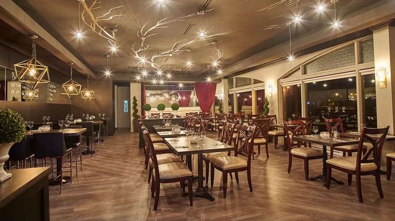 <b>Chateau Joliette Restaurant</b>. Images powered by <a href="https://iceportal.shijigroup.com/" title="IcePortal" target="_blank">IcePortal</a>.