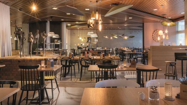 <b>Seminaris Hotel Lueneburg Restaurant</b>. Images powered by <a href="https://iceportal.shijigroup.com/" title="IcePortal" target="_blank">IcePortal</a>.
