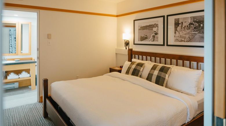 <b>Auberge Duchesnay Suite</b>. Images powered by <a href="https://iceportal.shijigroup.com/" title="IcePortal" target="_blank">IcePortal</a>.