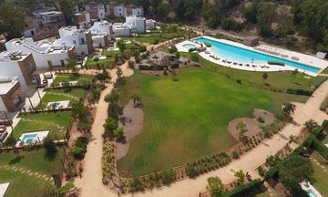 Azembay Hotel