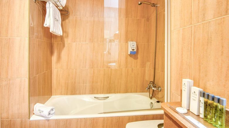 <b>Sercotel Oria Room</b>. Images powered by <a href="https://iceportal.shijigroup.com/" title="IcePortal" target="_blank">IcePortal</a>.