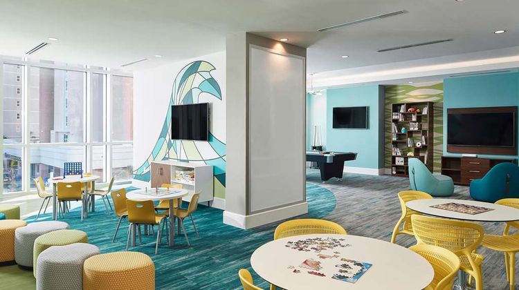 Hilton Grand Vacations Ocean Enclave Recreation