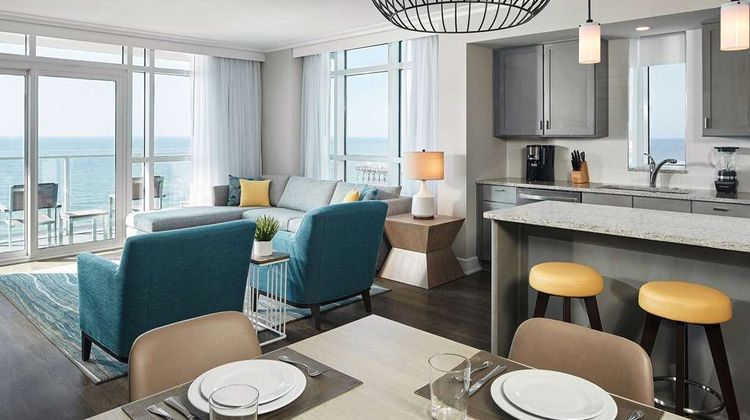 Hilton Grand Vacations Ocean Enclave Room