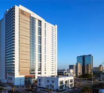 Hilton Grand Vacations Ocean Enclave Exterior