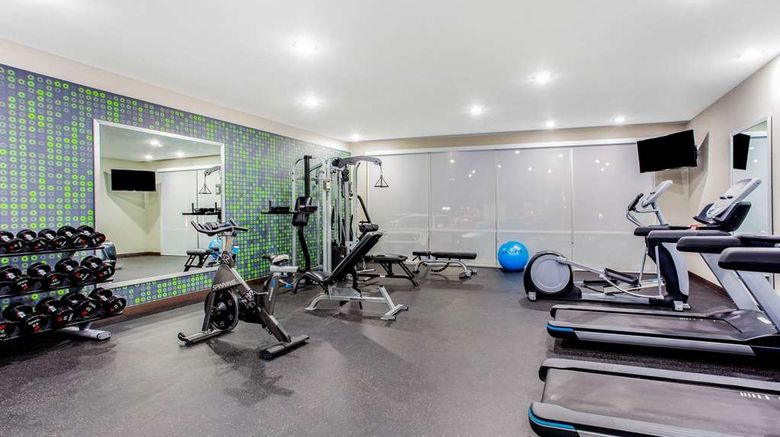 <b>La Quinta Inn & Stes San Antonio-Alamo Health</b>. Images powered by <a href="https://iceportal.shijigroup.com/" title="IcePortal" target="_blank">IcePortal</a>.