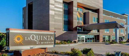 La Quinta Inn & Stes San Antonio-Alamo Exterior