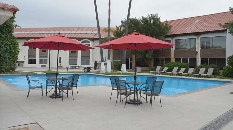 Days Inn by Wyndham Piedras Negras Pool