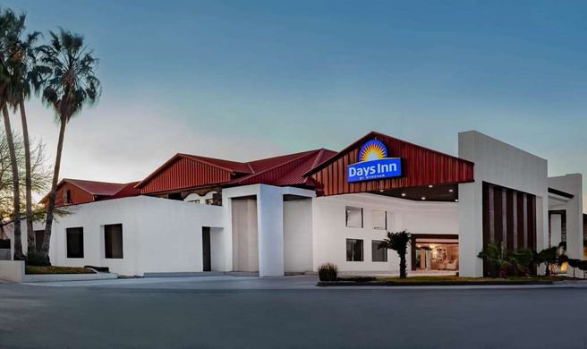 Days Inn by Wyndham Piedras Negras Exterior