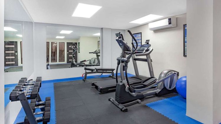 Days Inn by Wyndham Piedras Negras Health