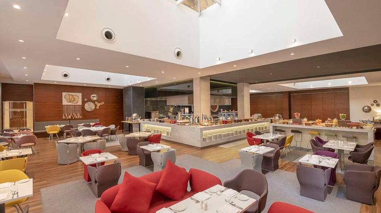 <b>Hyatt Place Dubai/Wasl District Restaurant</b>. Images powered by <a href="https://iceportal.shijigroup.com/" title="IcePortal" target="_blank">IcePortal</a>.