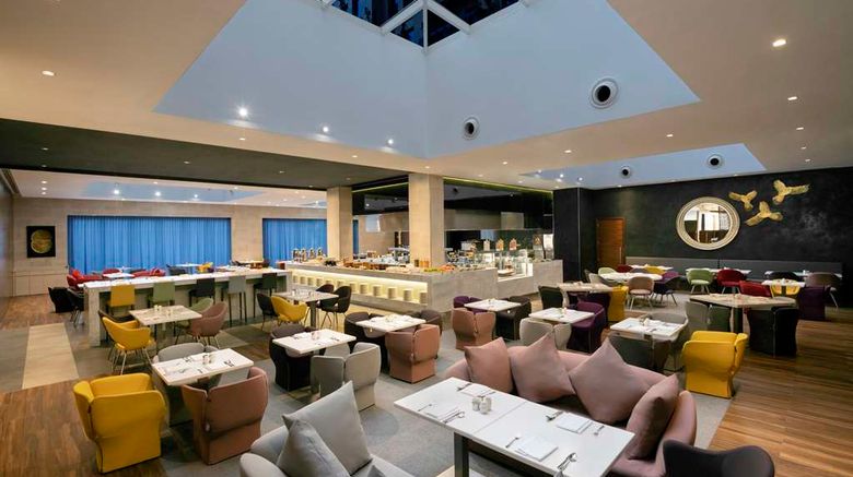 <b>Hyatt Place Dubai/Wasl District Restaurant</b>. Images powered by <a href="https://iceportal.shijigroup.com/" title="IcePortal" target="_blank">IcePortal</a>.
