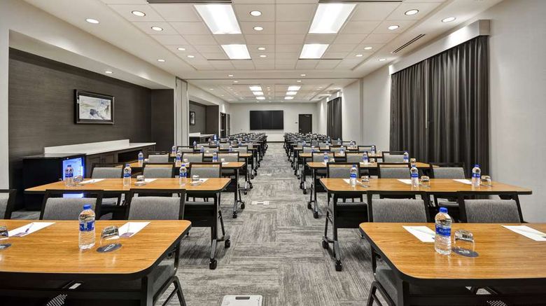 <b>Hyatt Place Fresno Meeting</b>. Images powered by <a href="https://iceportal.shijigroup.com/" title="IcePortal" target="_blank">IcePortal</a>.