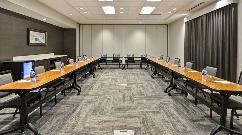 <b>Hyatt Place Fresno Meeting</b>. Images powered by <a href="https://iceportal.shijigroup.com/" title="IcePortal" target="_blank">IcePortal</a>.